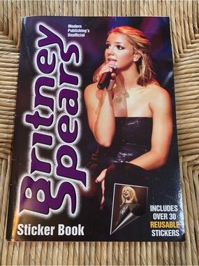 Modern Publishing’s Unofficial Britney Spears Sticker Book